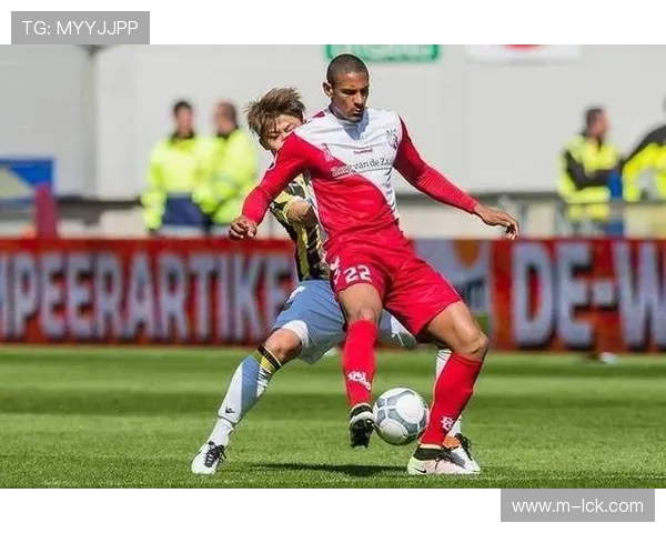 埃因霍温2-0客胜布雷达,稳固积分榜前列