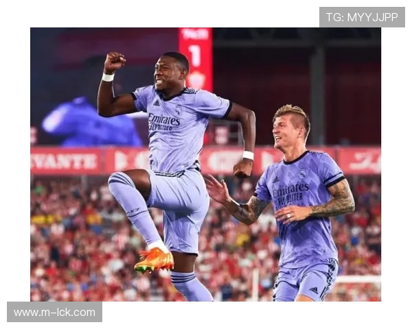 杜埃替补登场3分钟破门，巴黎奇兵导演逆转好戏